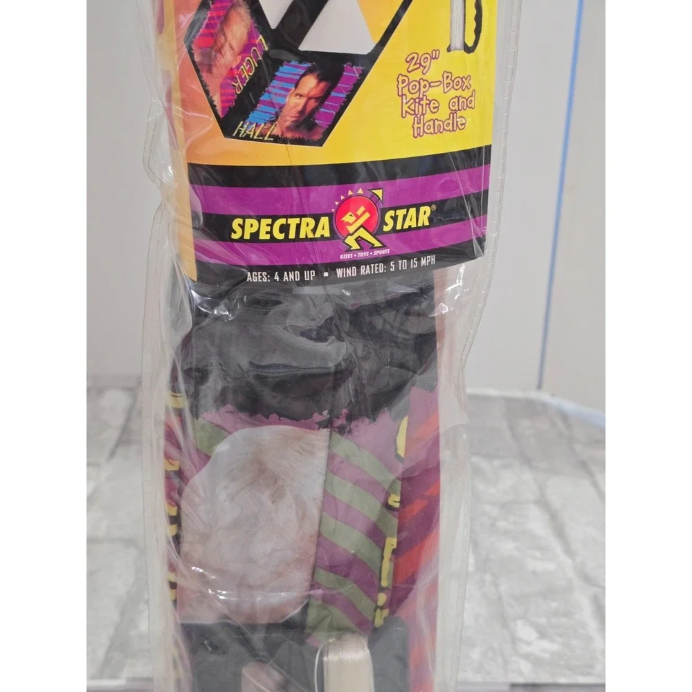 Vtg 90s WCW Marvel Spectra Star Pop Box  Kite 29